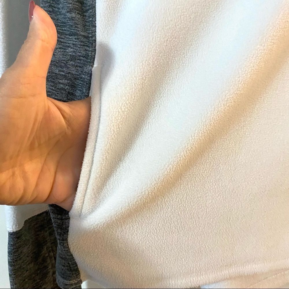 AMERICAN HERITAGE SO Juniors long sleeve pullover fleece. - Picture 3 of 6